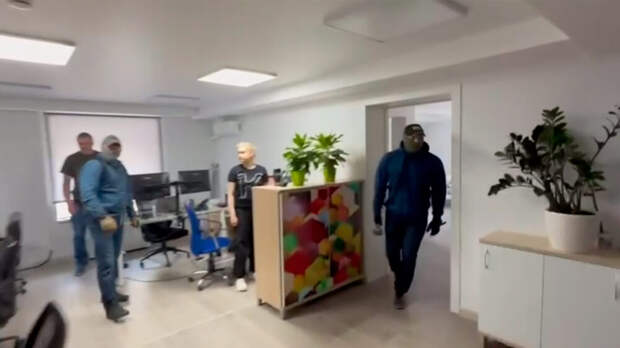 Главред и двое журналистов URA.RU задержаны из-за полицейских утечек