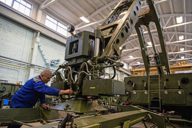 Путин назвал рост производства вооружений достижением всей экономики РФ