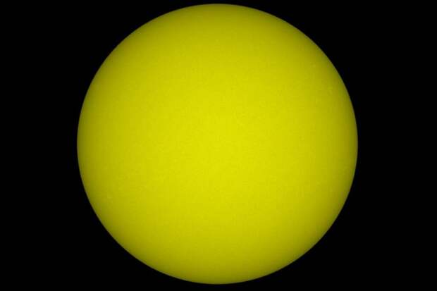 На Солнце со стороны Земли исчезли все пятна