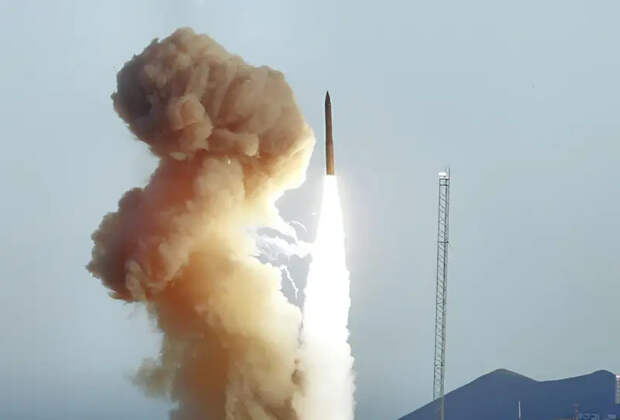 США осуществили тестовый пуск модернизированной МБР Minuteman III