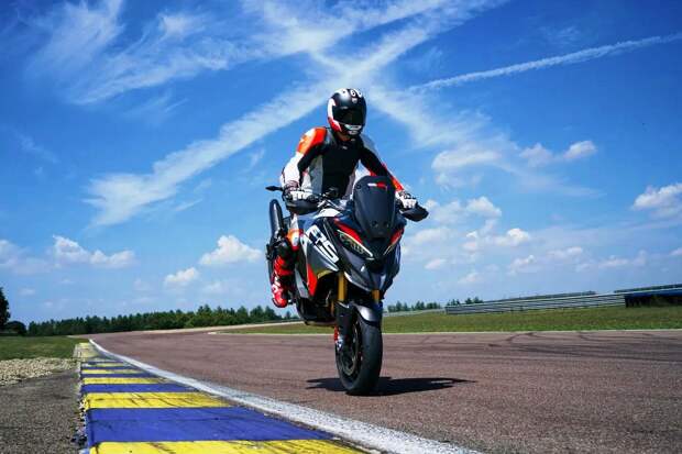 Ducati Multistrada V4 RS 2026. Подробности