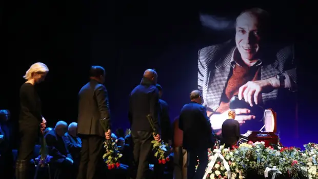 Юрского похоронили на Троекуровском кладбище