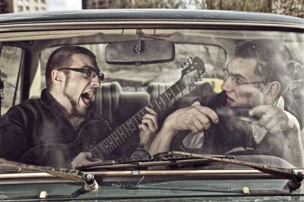 Однажды в автомобиле… (24 фото)