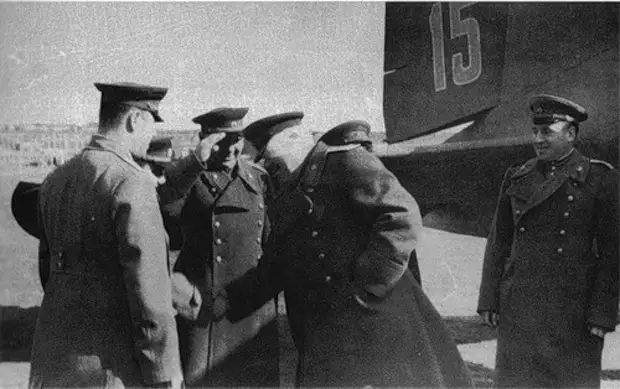 Маршал василевский сражение в районе луги. Василевский Маршал 1944 фото.