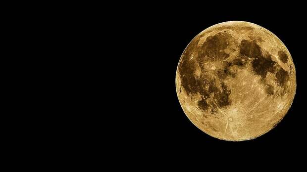 Депутат Романенко рассказал, когда русские покорят Луну