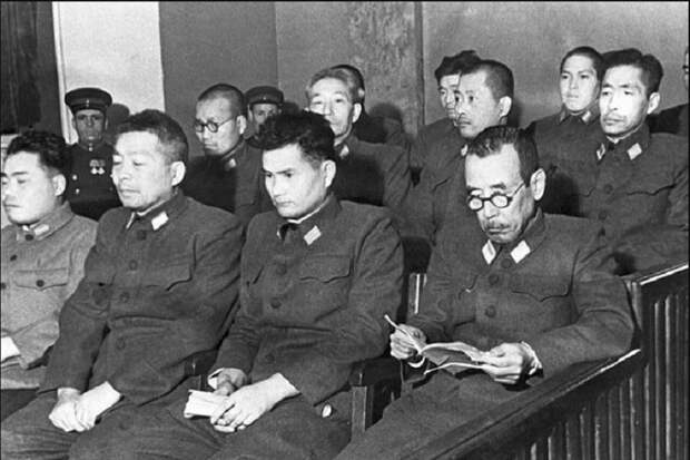 Как японцы учили США травить ядами население СССР