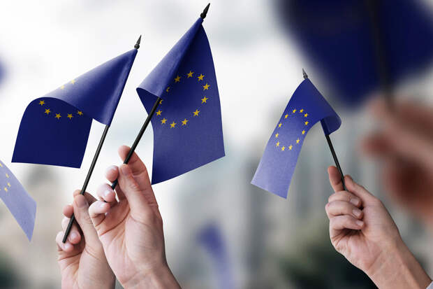 Politico: политиков ЕС "накажут" избиратели за рост цен