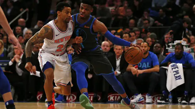 Трипл-дабл Смита помог «Далласу» разгромить «Нью-Йорк» в матче НБА