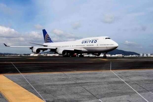 Boeing 747-422 авиакомпании United Airlines