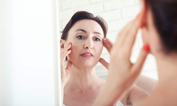 Хирург Ахмедова рассказала, какая простая операция может омолаживать все лицо