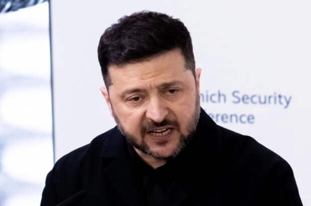 Мендель: Зеленский продолжает конфликт, чтобы оставаться у власти