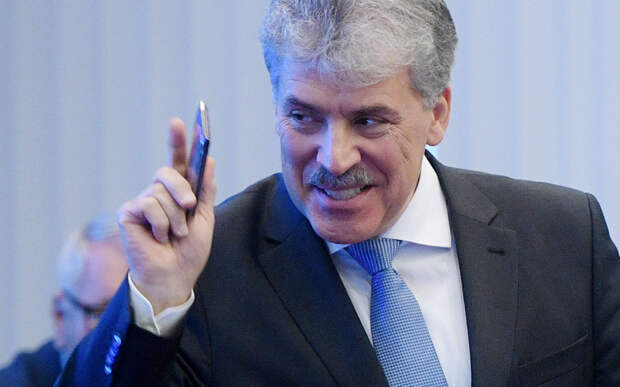 Грудинин пригласил Путина к себе в совхоз, Жириновский уже приехал