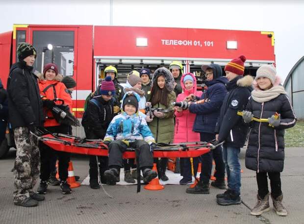 Экскурсия. Фото Департамента ГОЧСиПБ г.Москвы