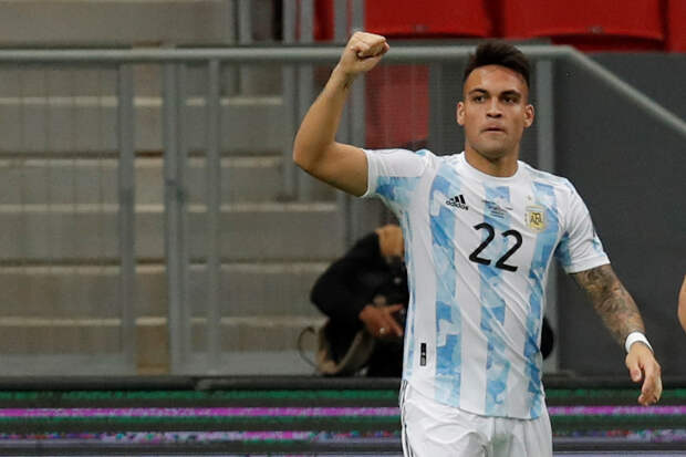 Дубль Лаутаро Мартинеса помог Аргентине победить Перу на Копа Америка