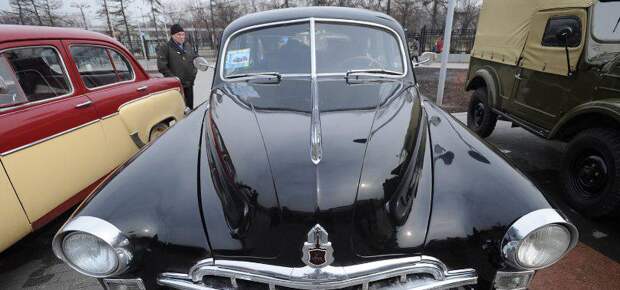 В павильоне №75 ВДНХ в выходные покажут автомобили Николая II и Сталина. Фото: mos.ru