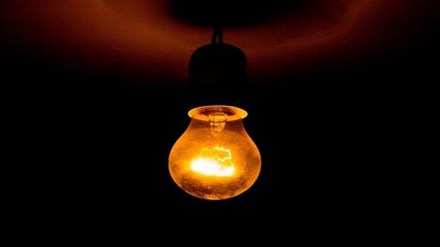 Вещи в доме, которые могут стать причиной пожара: лампочки.