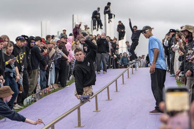 Скейтбордист без ног Лаллав восхитился выступлением паралимпийцев в Милане-2026