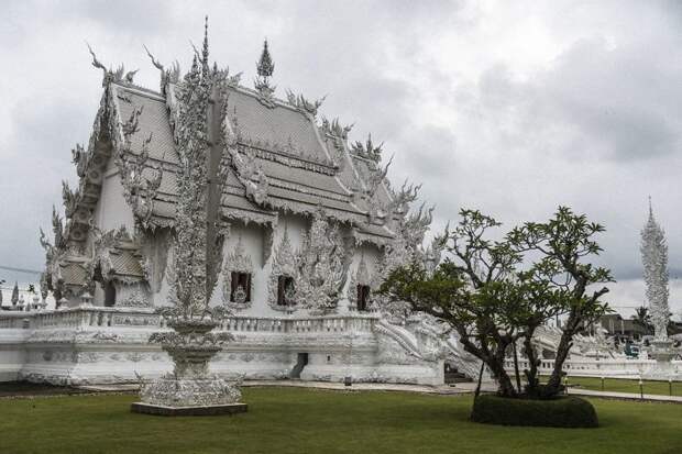 Строительство храма и его расширение стало делом жизни 63-летнего мужчины архитектура, буддизм, достопримечательность, путешествие, таиланд, фотомир, храм