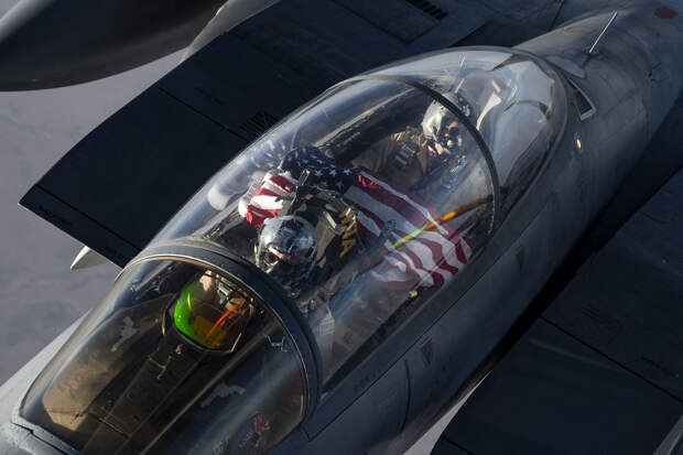 Политолог Клинцевич рассказал о спасении второго пилота F-15E, сбитого в Иране