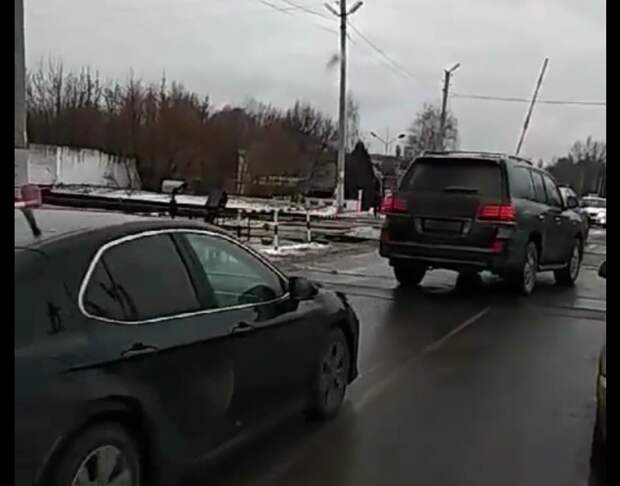 Главный гаишник Брянщины проверит законность действий водителей губернаторского кортежа
