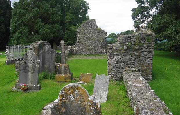 Тайна «прыгающей церкви» в Ирландии до сих пор не разгадана