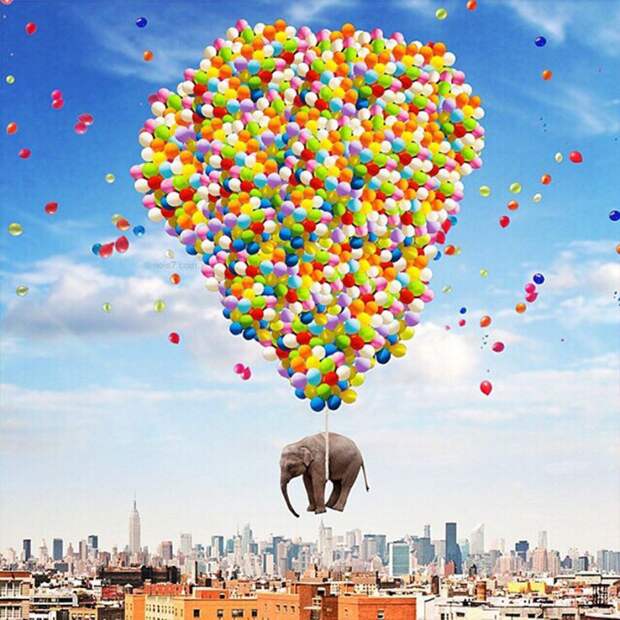 Слон над Нью-Йорком. Автор: Robert Jahns.