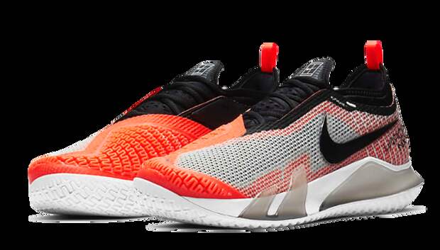 NikeCourt React Vapor NXT