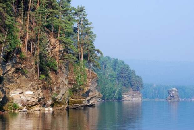 По сделанным на берегах находкам была выделена особая археологическая культура, иткульские племена успешно добывали и плавили металл, вели торговлю с другими племенами.