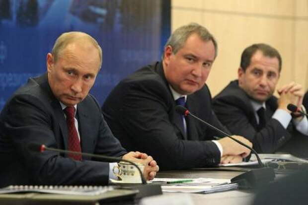 Путин никому не рекомендовал переступать через "красную линию" в отношении России
