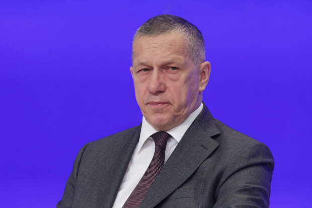 Вице-премьер Трутнев попросил Путина дать флот оператору северного завоза