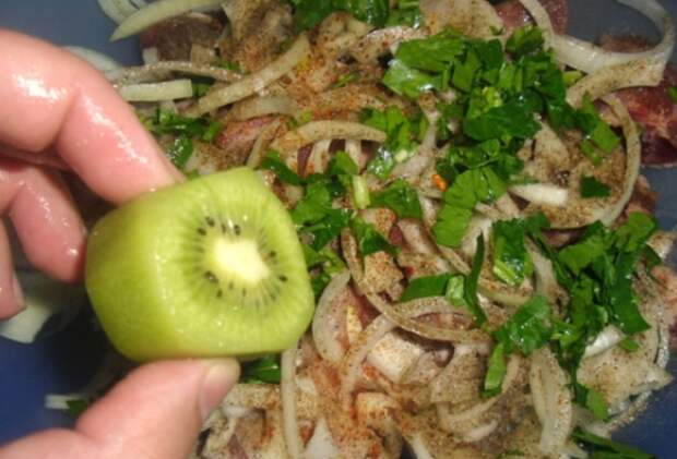 1. Маринад с киви 1. Маринад с киви мясо, пикник, рецепт, шашлык