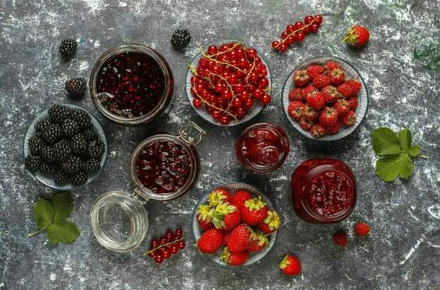 Замороженные ягоды, джемы, варенье и соки резко подорожают в России
