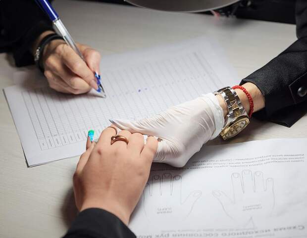 Людоедка из российского города ответила на сообщения о работе мастером маникюра