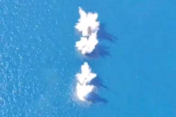 Блогер Fighterbomber показал кадры уничтожения БЭК ВСУ в Черном море