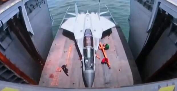 «Авианосцы строились под МиГ-29К»: закупленные Индией палубные истребители