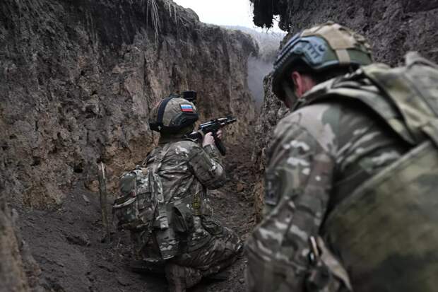 «Слоеный пирог» в городе: ВС РФ закрепились в промзоне Константиновки