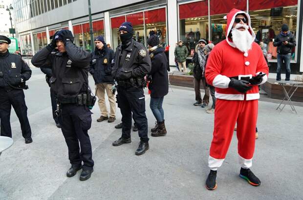 SantaCon 2018 в Лондоне, Париже, Сеуле, Нью-Йорке и других городах