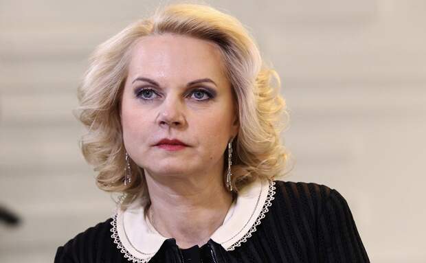 Социальная сфера в нашей стране имеет ряд проблем, которые ощущают на себе многие россияне.-3