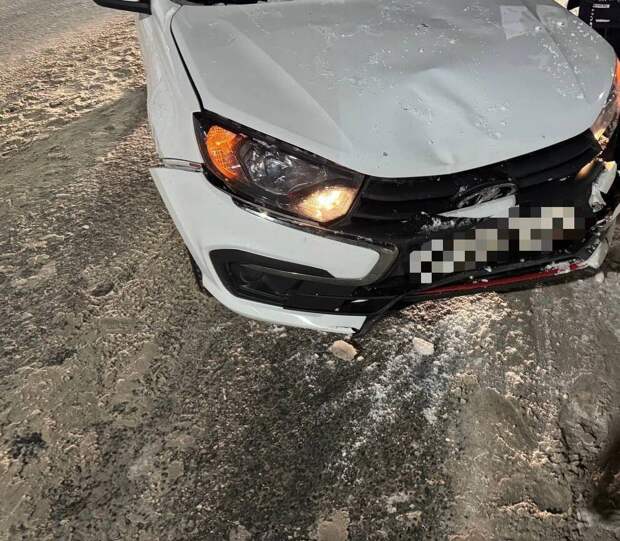 Видео: В Нижнекамске водитель легковушки сбил женщину на пешеходном переходе
