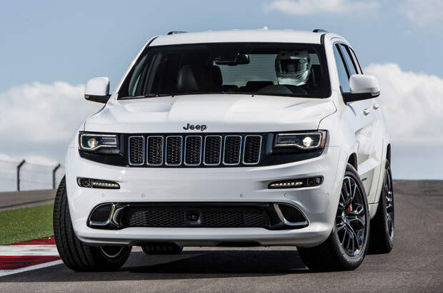 Jeep Grand Cherokee SRT. Мощность мотора: 470 л./c.; максимальная скорость: 257 км/ч. (Chrysler)