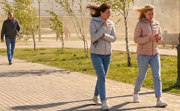 Астраханскую погоду пока-пока-покачивает