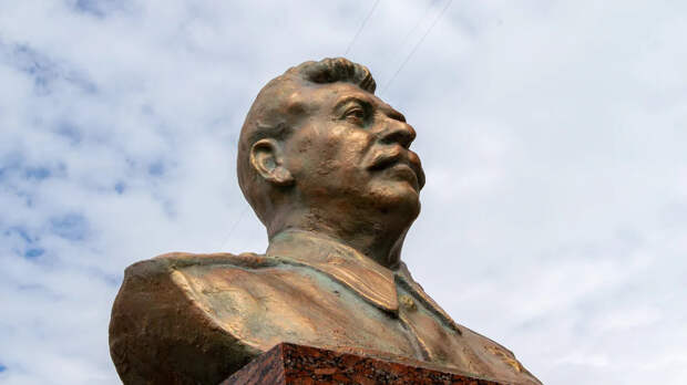 В Орле установят памятник Сталину