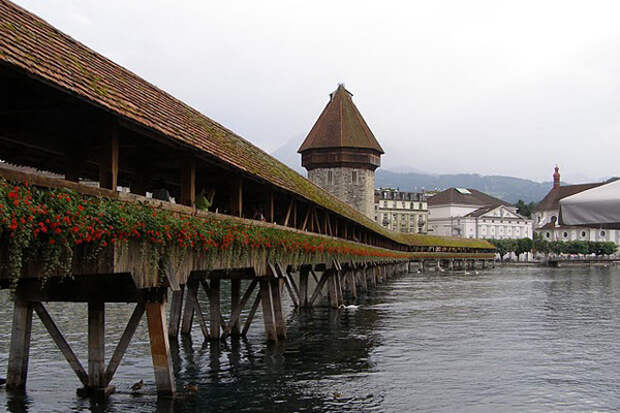 Капелльбрюкке в Люцерне, Швейцария.