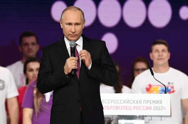 Путин предложил объявить следующий год Годом добровольца и волонтера