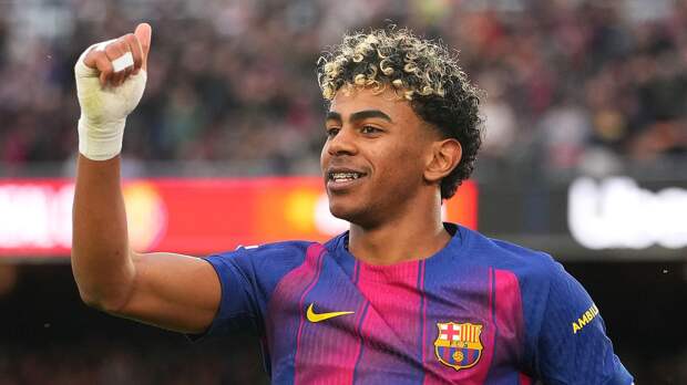 Хет-трик Ямаля принес «Барселоне» победу над «Вильярреалом» в Ла Лиге