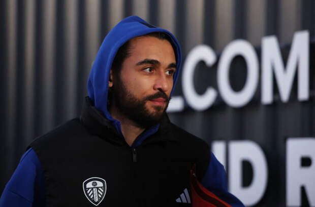 Лучший игрок в АПЛ пришел на тренировку с сумкой за семь миллионов рублей