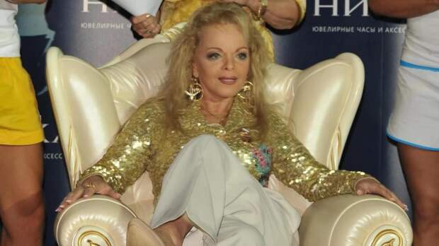 Загорелая Лариса Долина впервые вышла на сцену после отпуска в Абу-Даби: эксклюзивные первые кадры