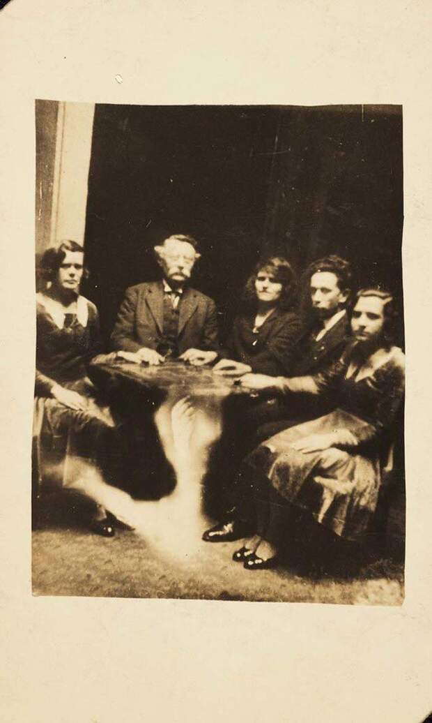 Уильям Хоуп, William Hope, фото с духами, фото с призраками, призраки фото викторианская эпоха