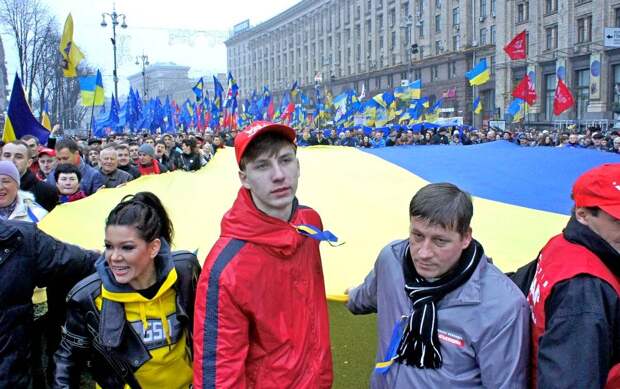 «Нормальные украинцы сами должны навести у себя порядок…» – верно ли это утверждение? «Нормальные украинцы сами должны навести у себя порядок…» – верно ли это утверждение?