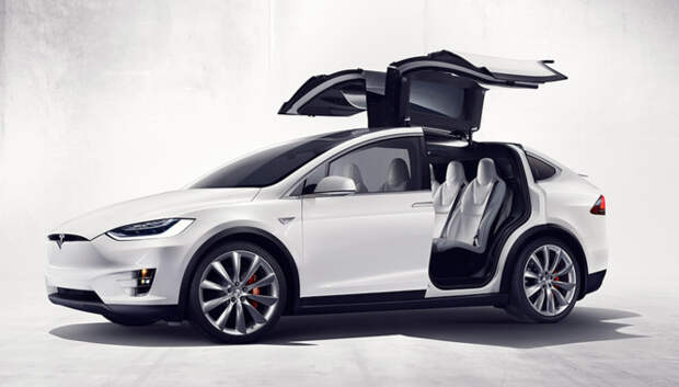 Tesla показала свой новый кроссовер Tesla Model X Tesla показала свой новый кроссовер Tesla Model X